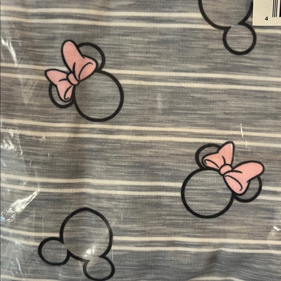 NWT Disney Girls Pajamas 2 Piece PJ Set Top Shorts GRAY - size 6 - Picture 6 of 9